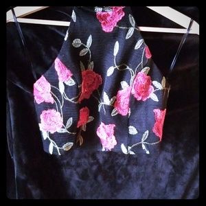 Rose embroidered crop top